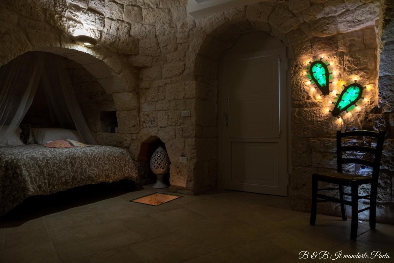 Bed and Breakfast Il Mandorlo Poeta Ostuni Exterior foto